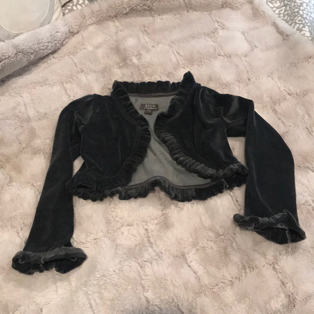 Girls shrug